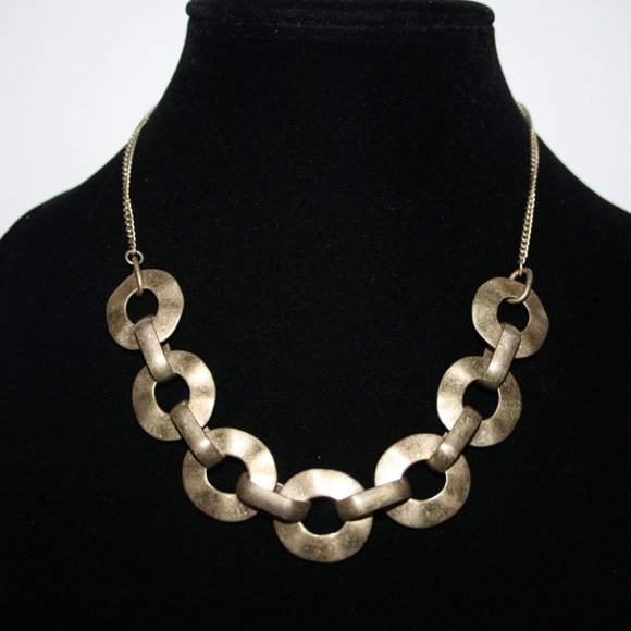 Beautiful brushed gold necklace 14-16"